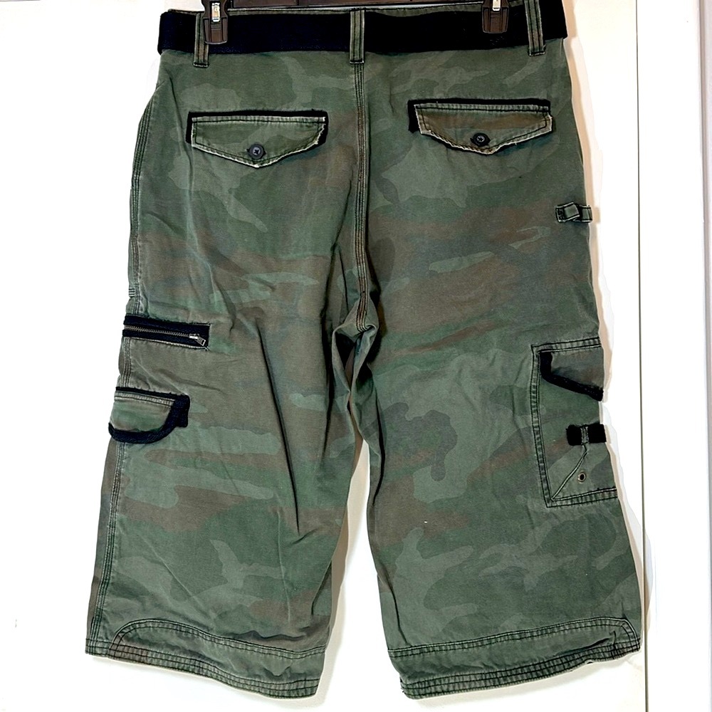 NWT PARTS Camo Cargo Shorts 34 - Picture 2 of 10